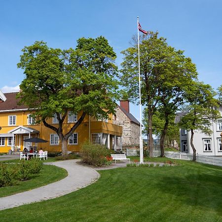 Granavolden Hotel & Gjaestgiveri Buitenkant foto